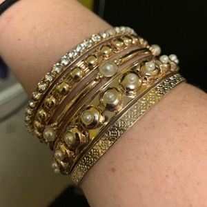 Gold bracelet set